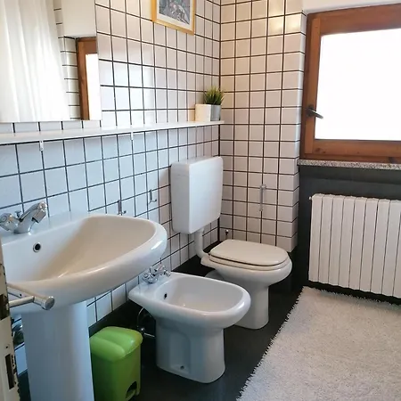 Casa Avezza Apartamento Omegna